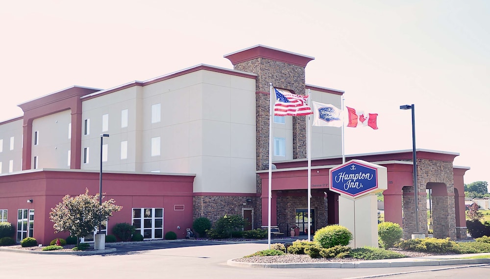 Hampton Inn Watertown 1/47