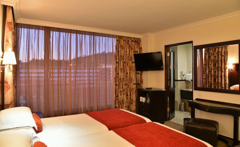 PREMIER HOTEL PRETORIA 19/72