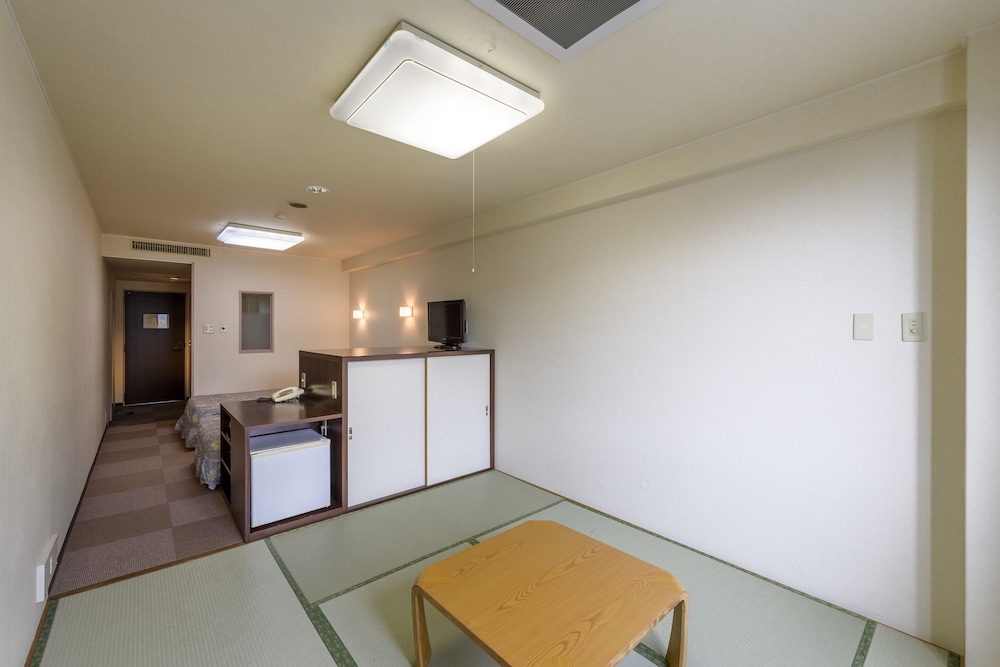 Hotel Tagawa 50/65