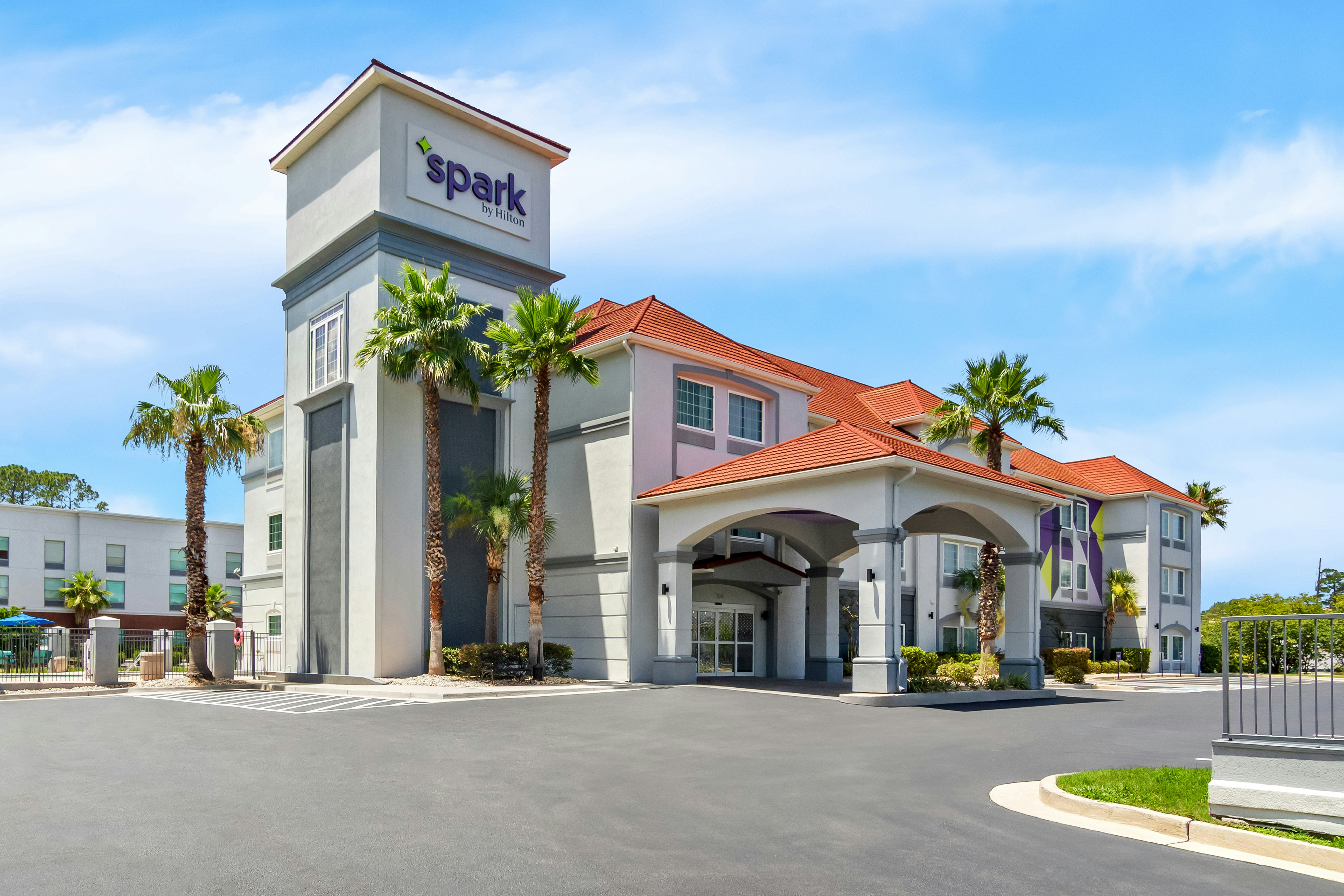 Spark by Hilton Kingsland 39/41