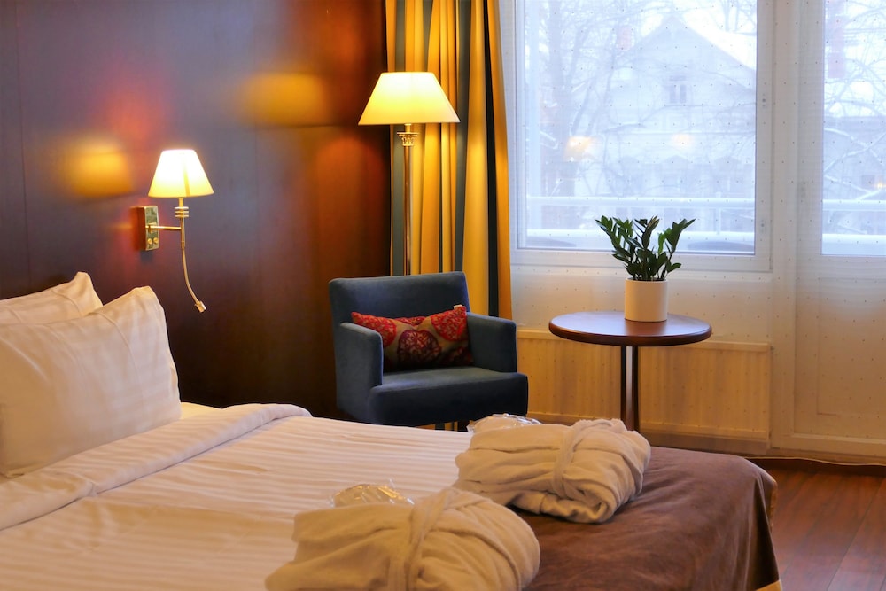 Hotel Kalliohovi 28/59