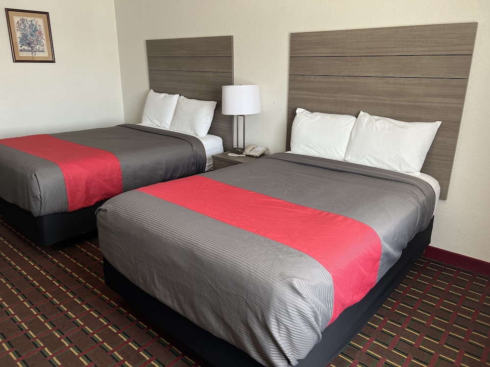 Guest House Inn Medical District near Texas Tech Univ 19/44