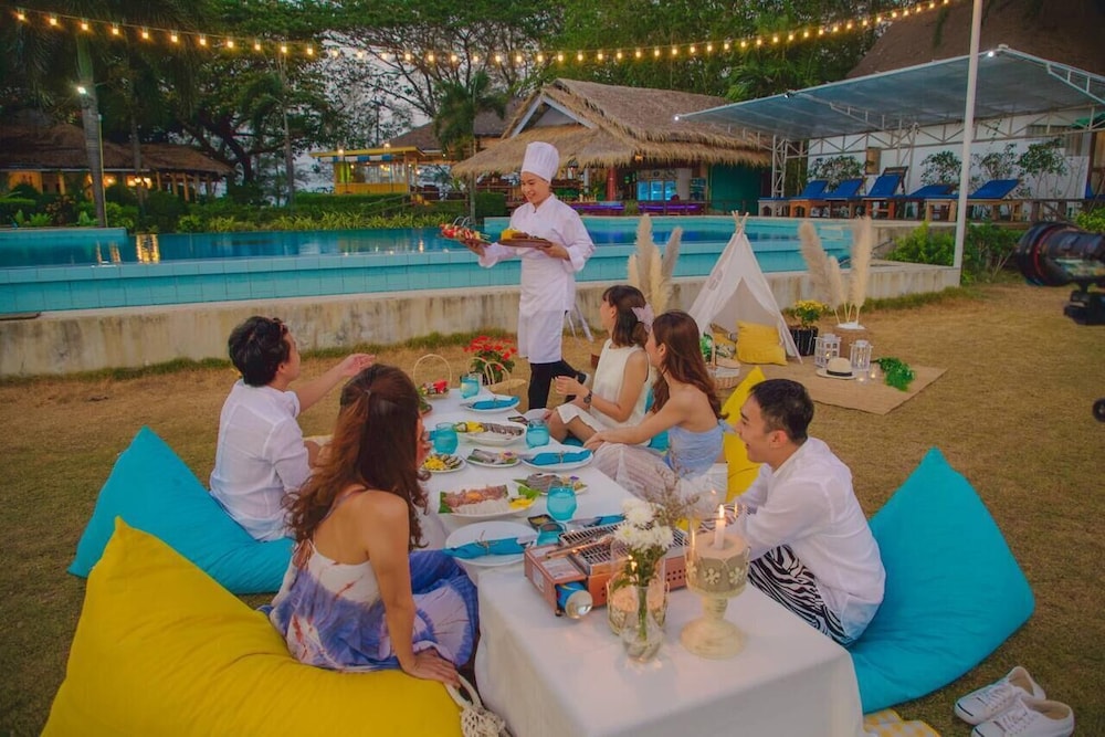 Twinbay Resort And Spa 60/69