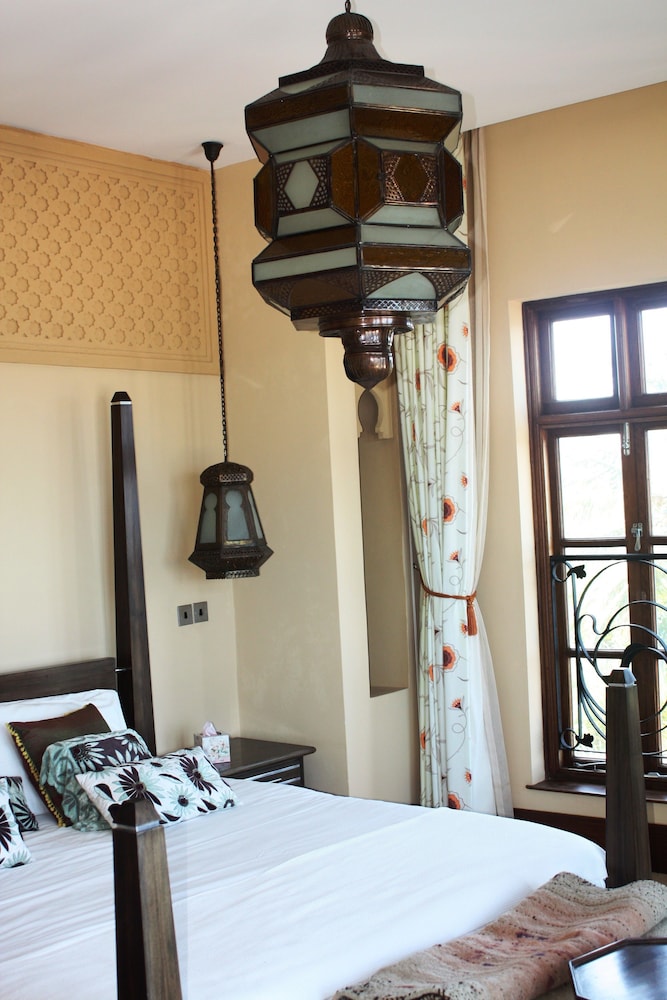 Cocoa Boutique Hotel 50/79