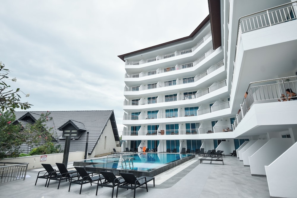 Pinnacle Grand Jomtien Resort in SATTAHIP