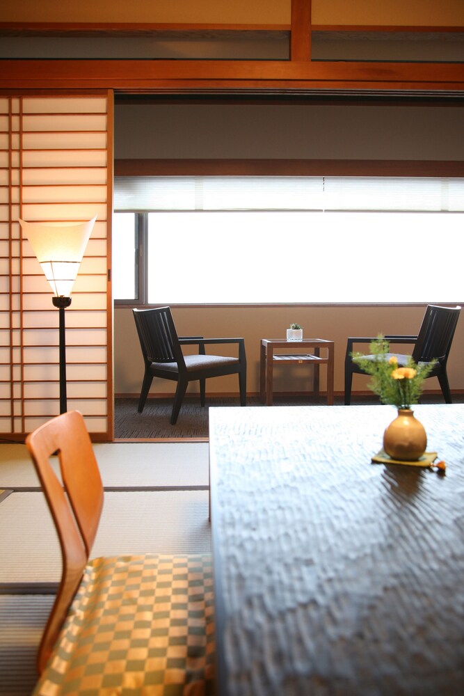 Japanese, Standard, 5 Futon Beds