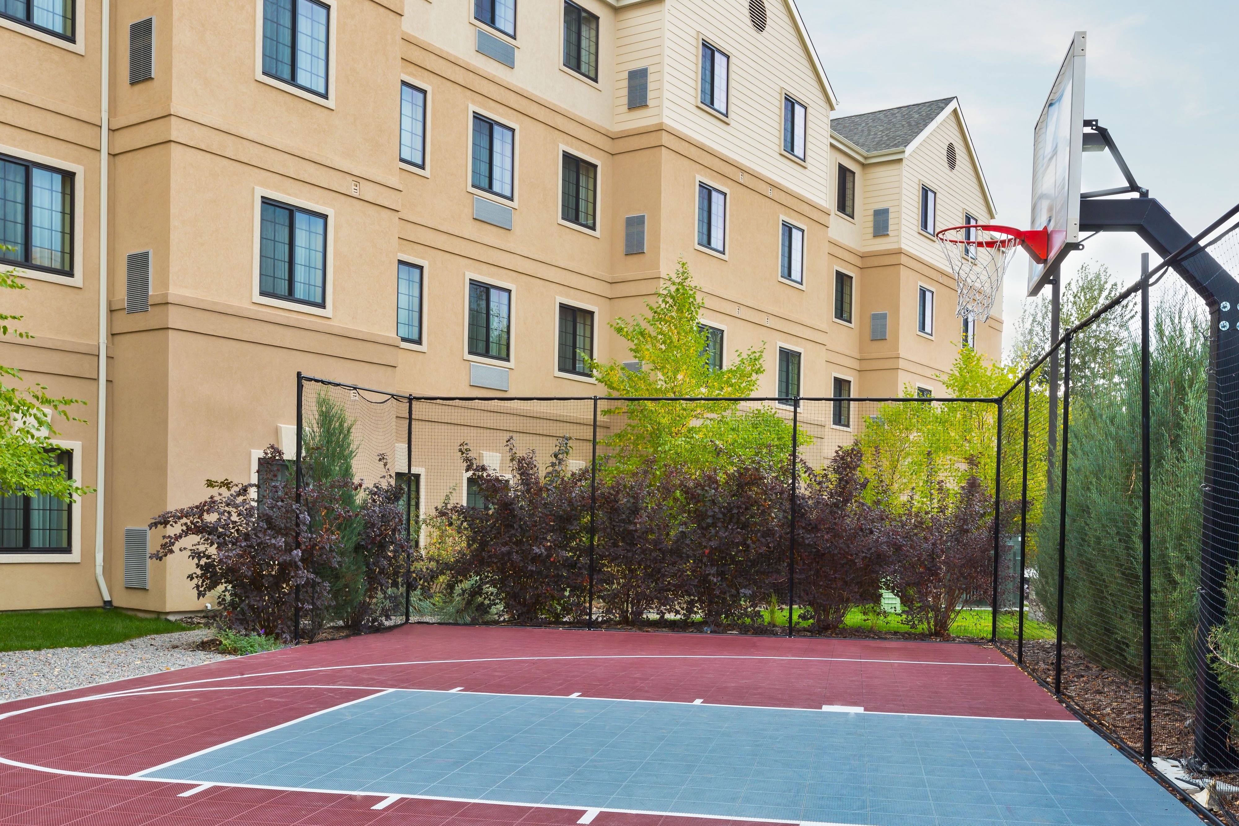 Staybridge Suites Missoula 58/59