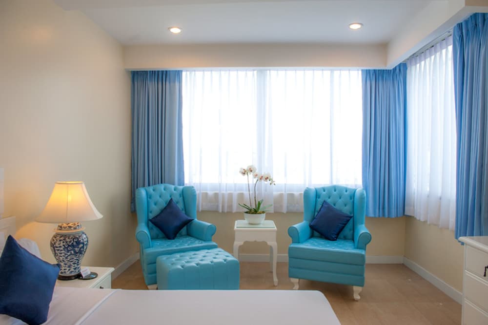 Lido Beach Hotel 45/52