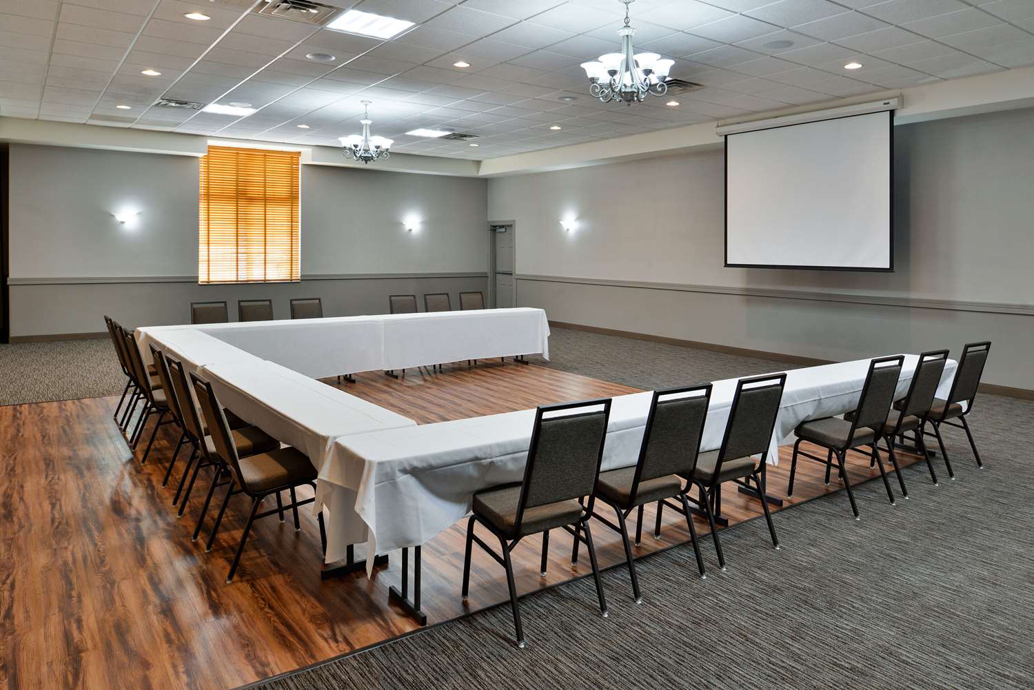 Comfort Inn And Suites Madison North 35/45