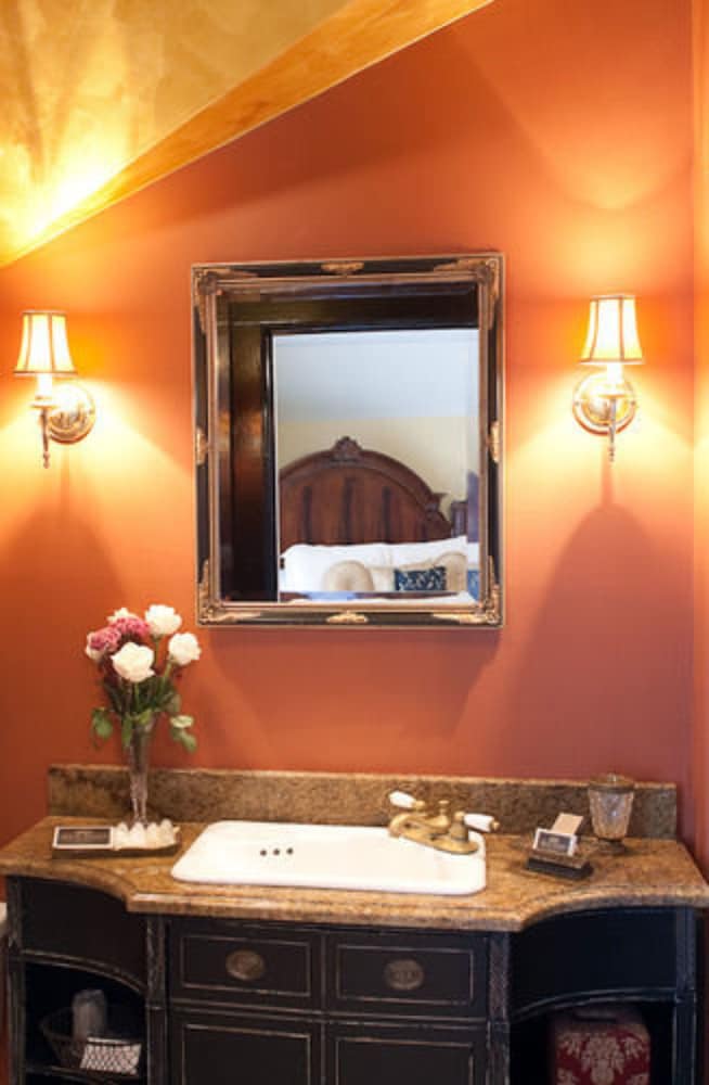 The Black Walnut B & B Inn 38/73