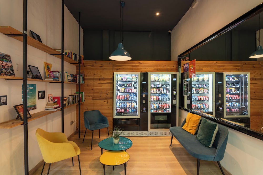 Rodamon Barcelona Hostel 38/56