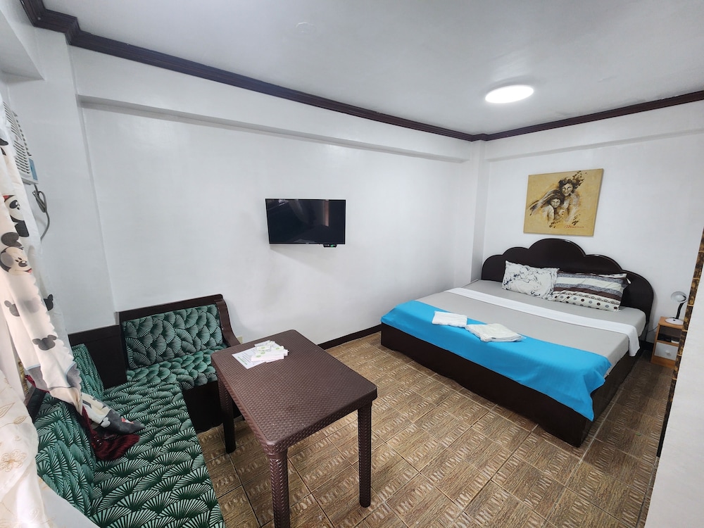 MB s Garden Inn 14/54