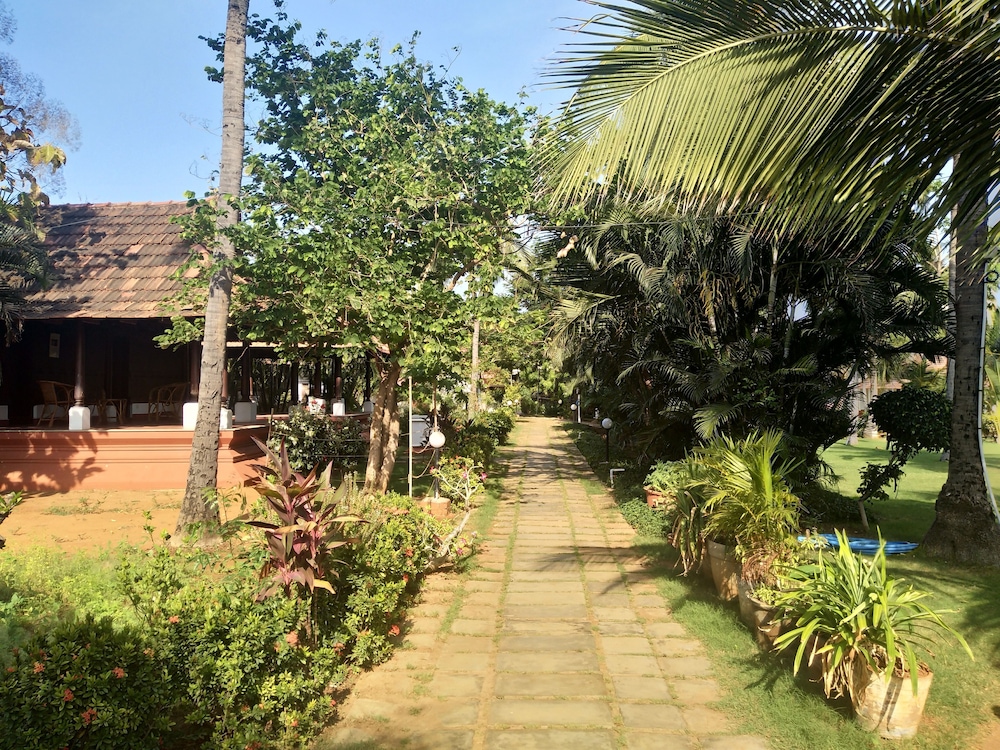 Green Meadows Resort 6/37