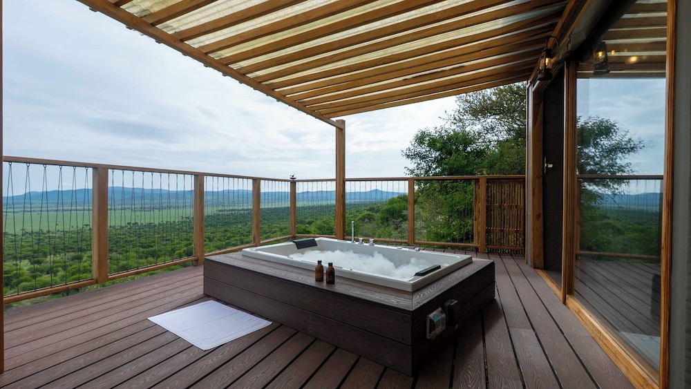 Neptune Serengeti Luxury Tented Camp 26/50