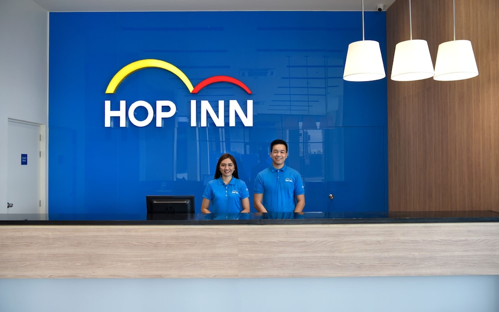 Hop Inn Hotel Aseana City Manila 2/30