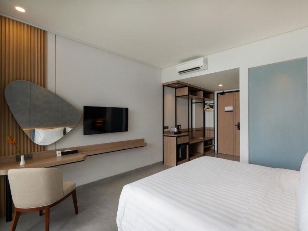 Laska Hotel and Resort Ciletuh 6/40