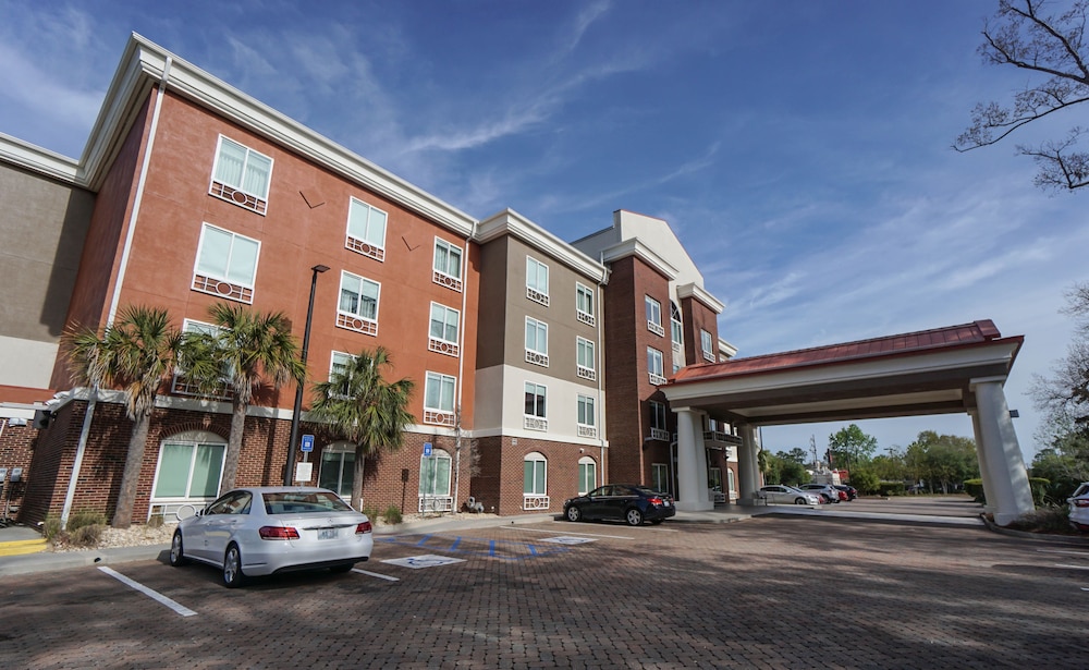 Holiday Inn Express Hotel Suites Savannah Midtown 1/81