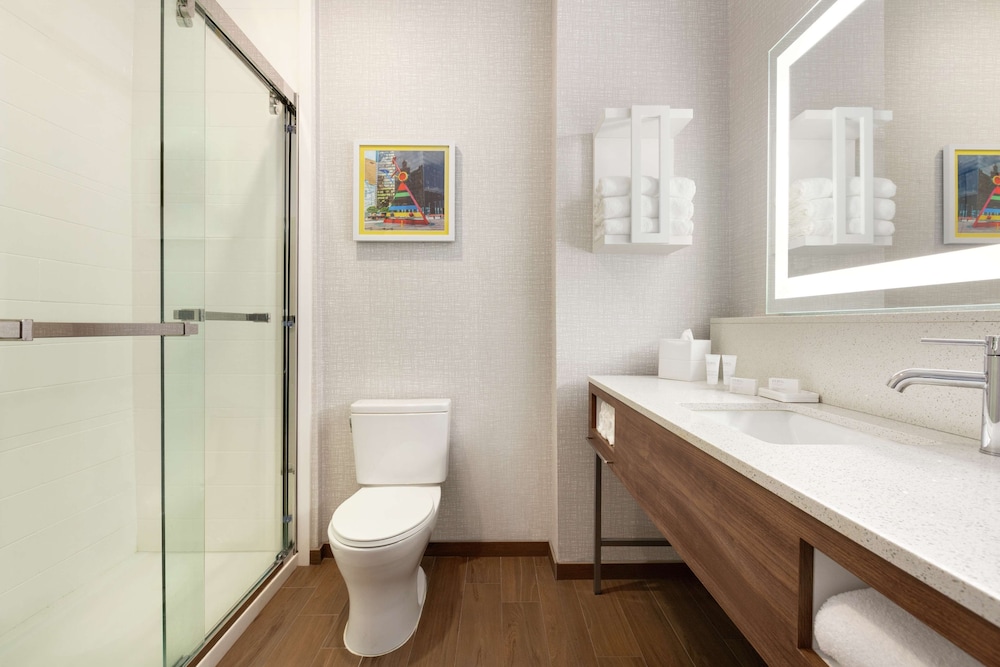 Hampton Inn & Suites Houston-Cypress Station 9/29