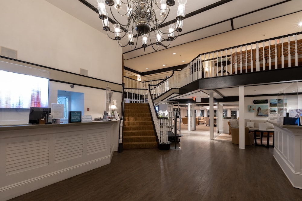 Carlsbad Inn Beach Resort 36/40