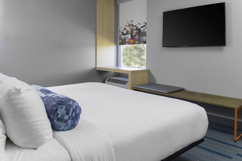 Aloft Gainesville University Area 12/37