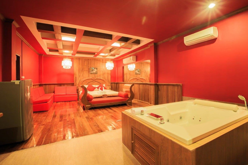 S48 Hotel 41/75