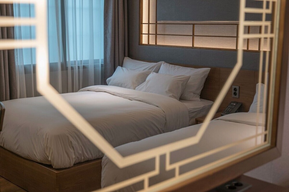 Yeon Hwa Moon Hotel 12/49