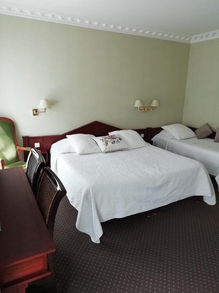 Hotel Du Manoir 16/32