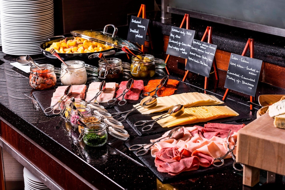 Courtyard By Marriott Prague City 37/54