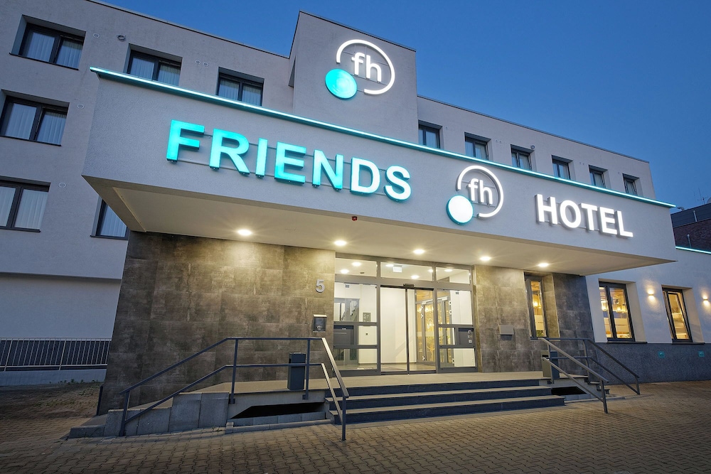 Friends Hotel Dusseldorf-Airport Ratingen 1/16