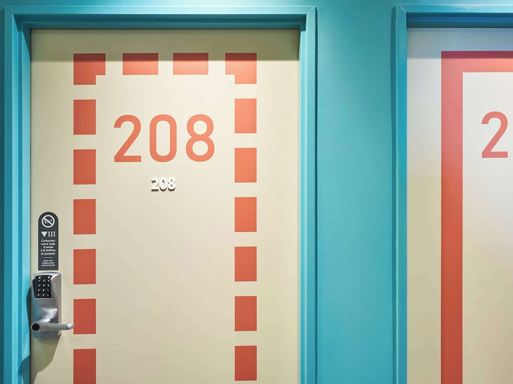 Ibis Budget Zurich City West 41/63