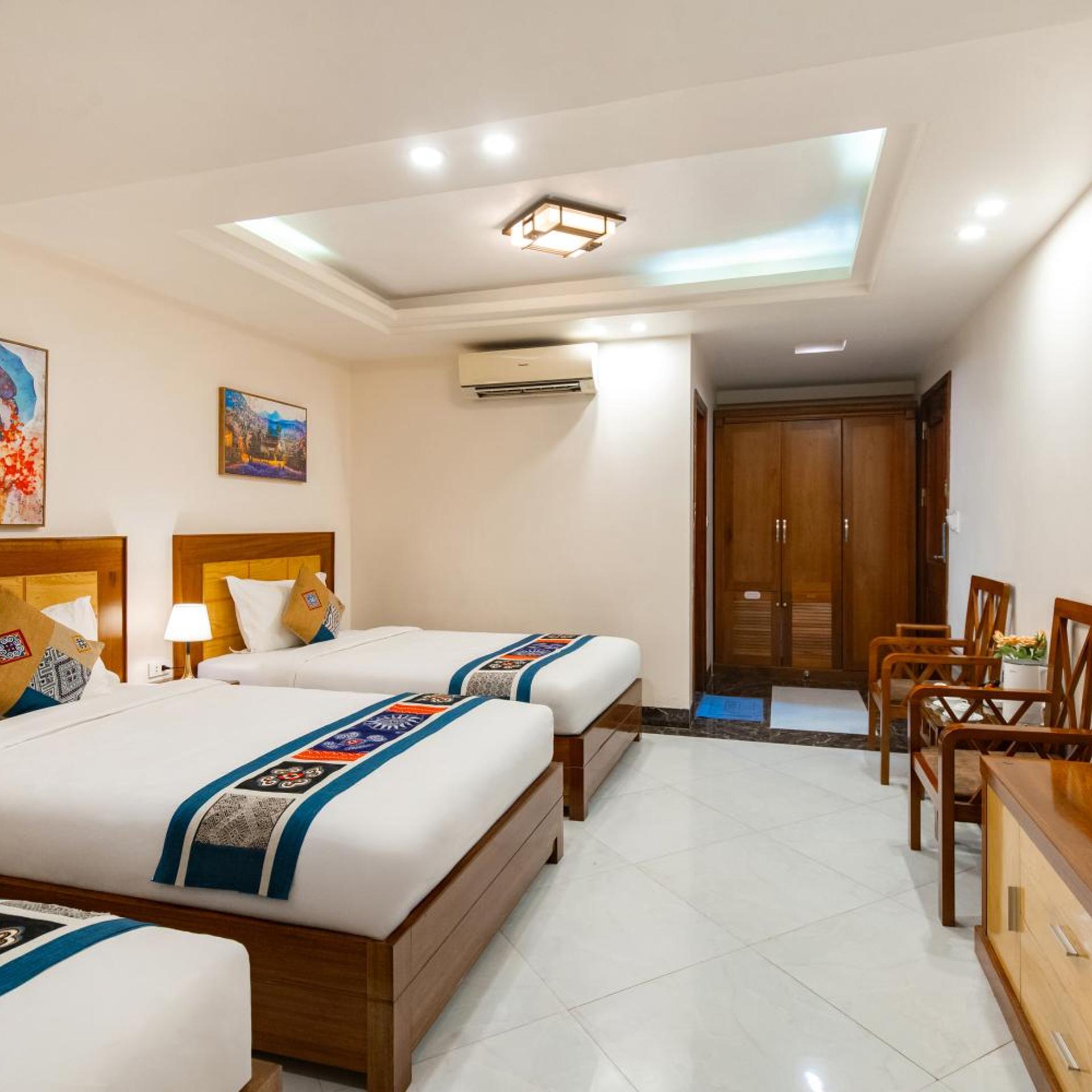 Sapa Paradise Hotel 24/77