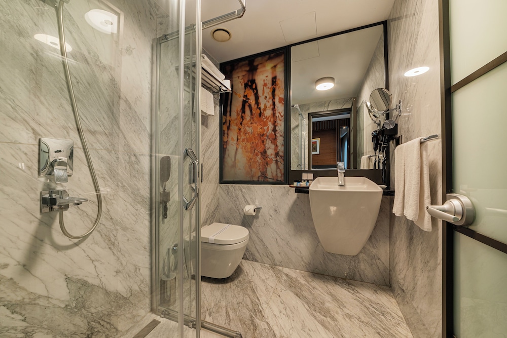 Levni Plus Hotel 48/50