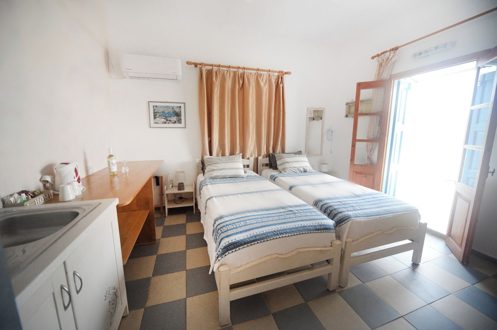 Panorama Studios & Apartments 20/66