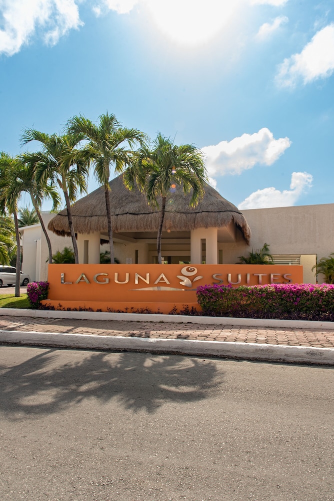 Laguna Suites Golf & Spa in CANCUN