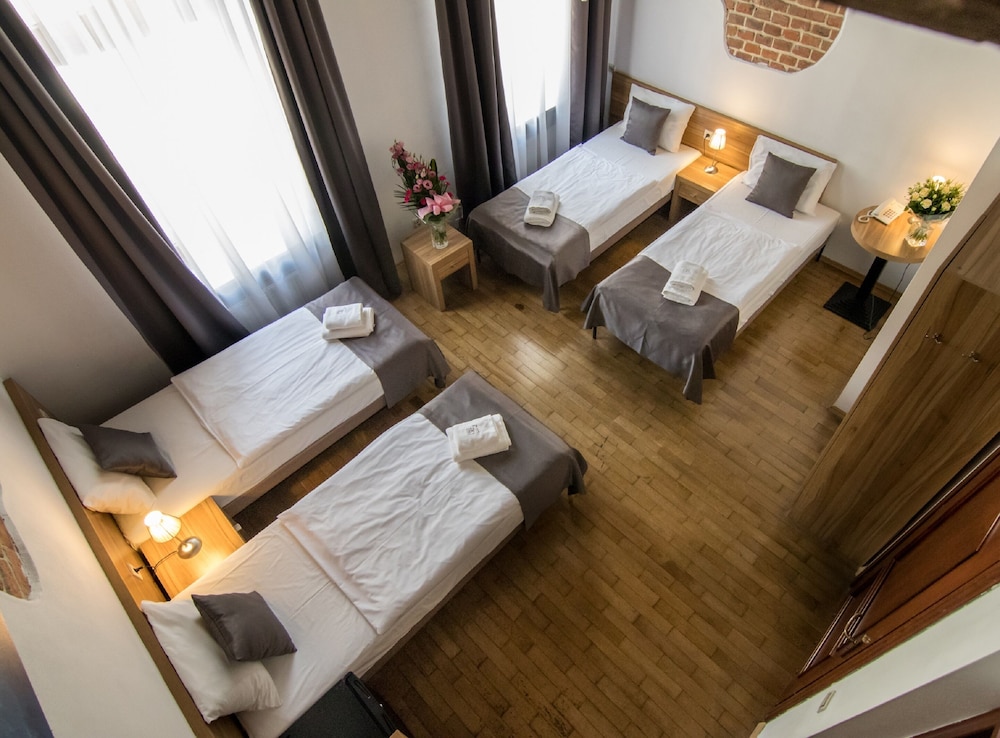 Aparthotel Pergamin 36/56