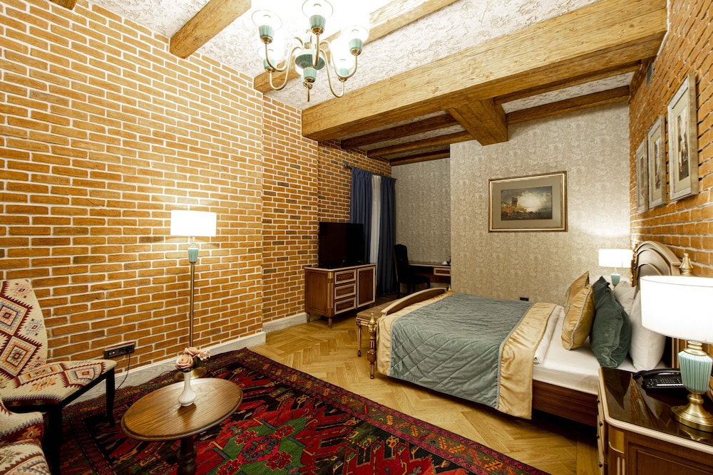 Sapphire Bayil Hotel 32/37