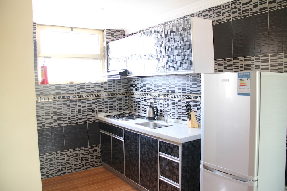 Emmad Furnished Hotel 47/50