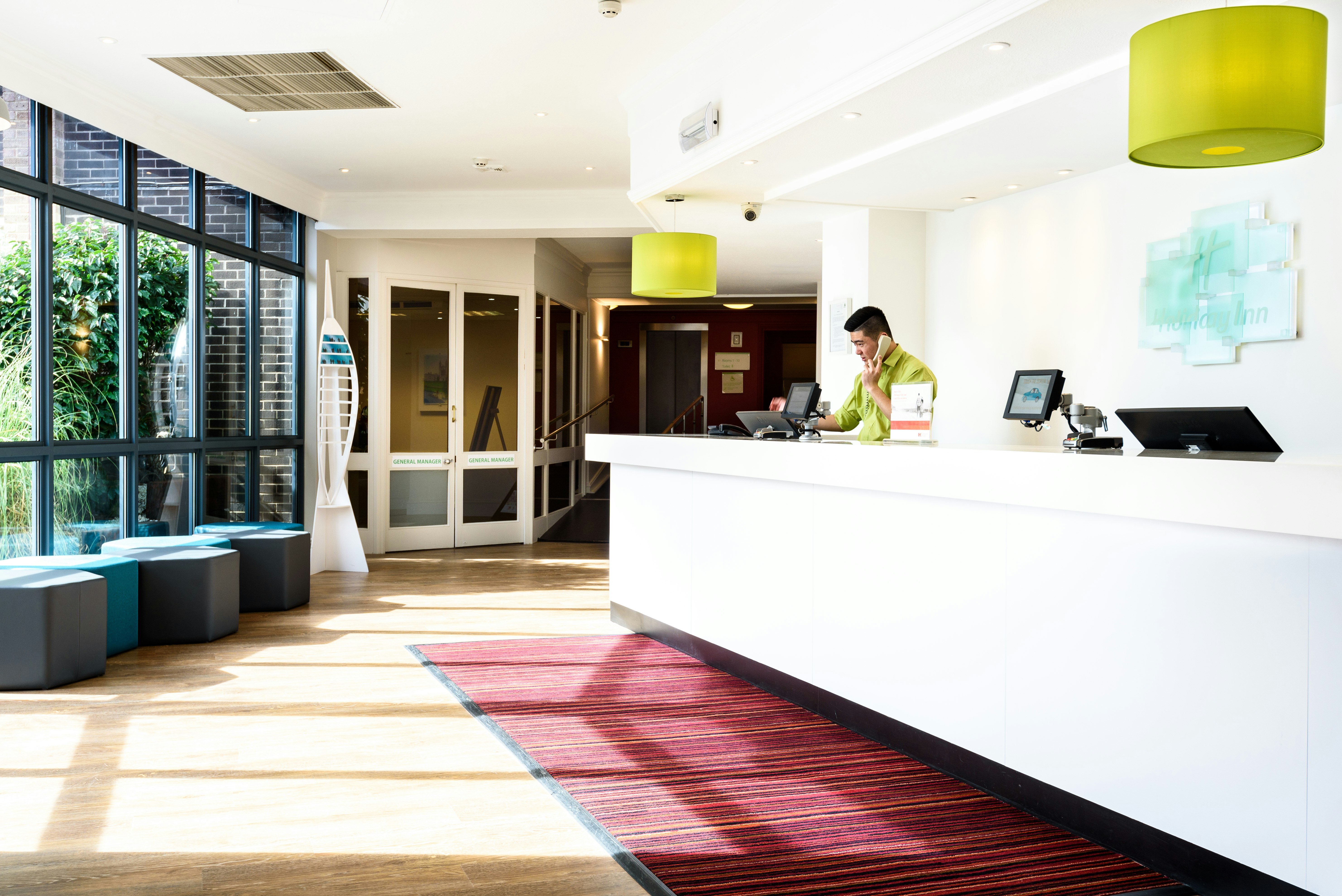 HOLIDAY INN PORTSMOUTH 10/73