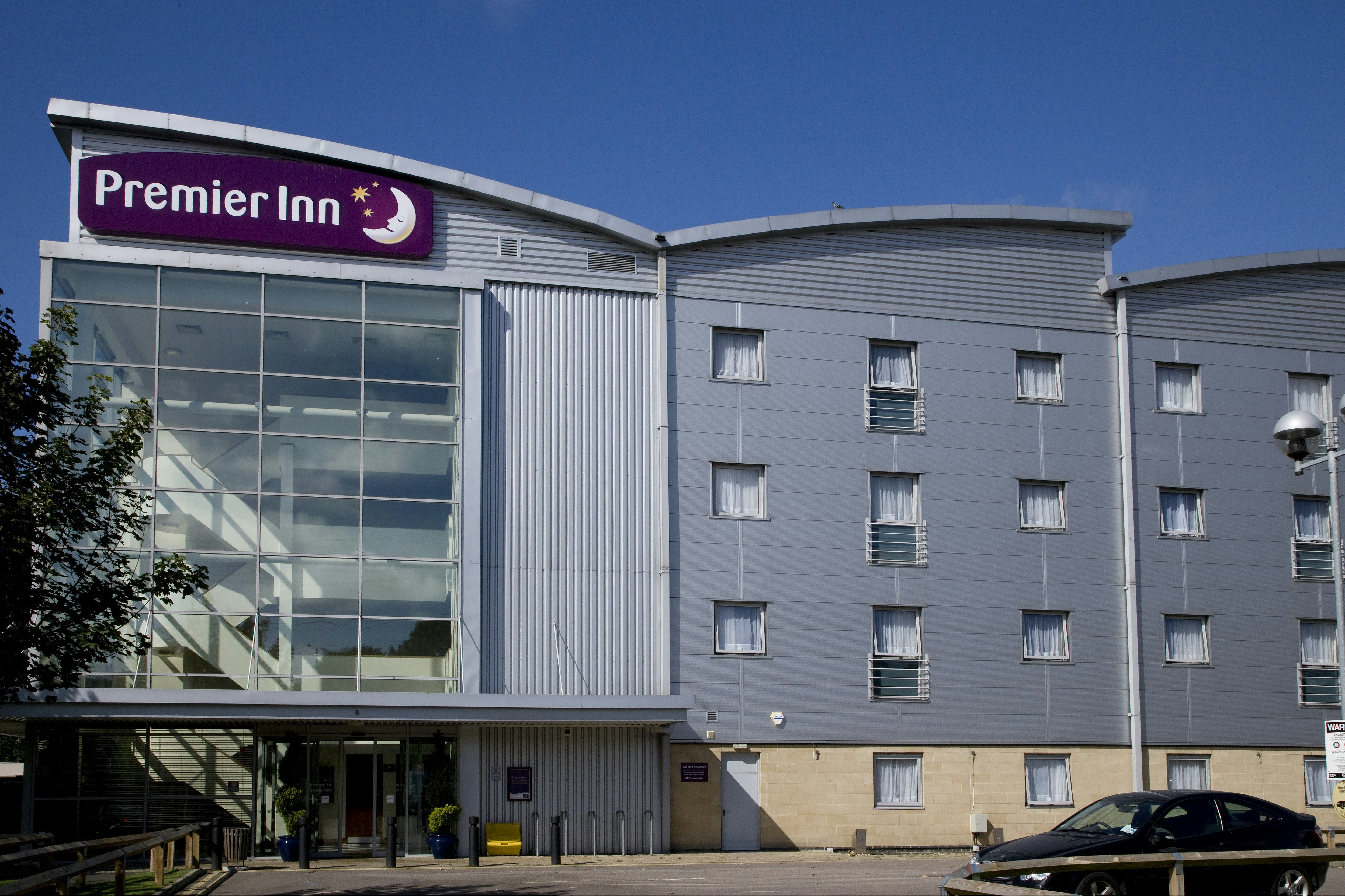 Premier Inn Watford Central Hotel in WATFORD
