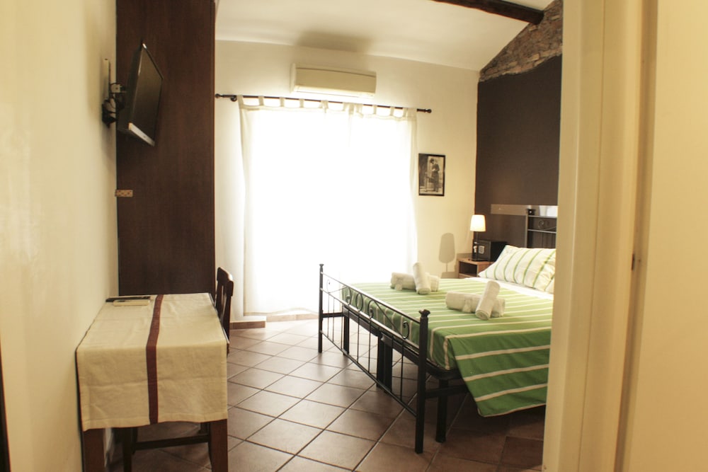 Sixtythree Guesthouse 26/40