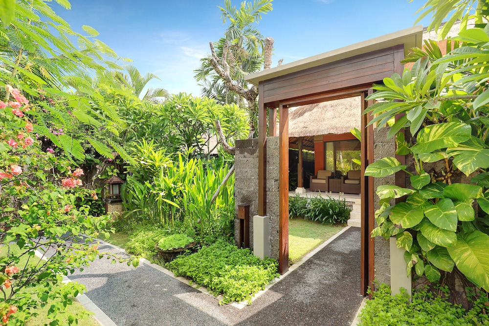 Legian Beach Villas 38/50