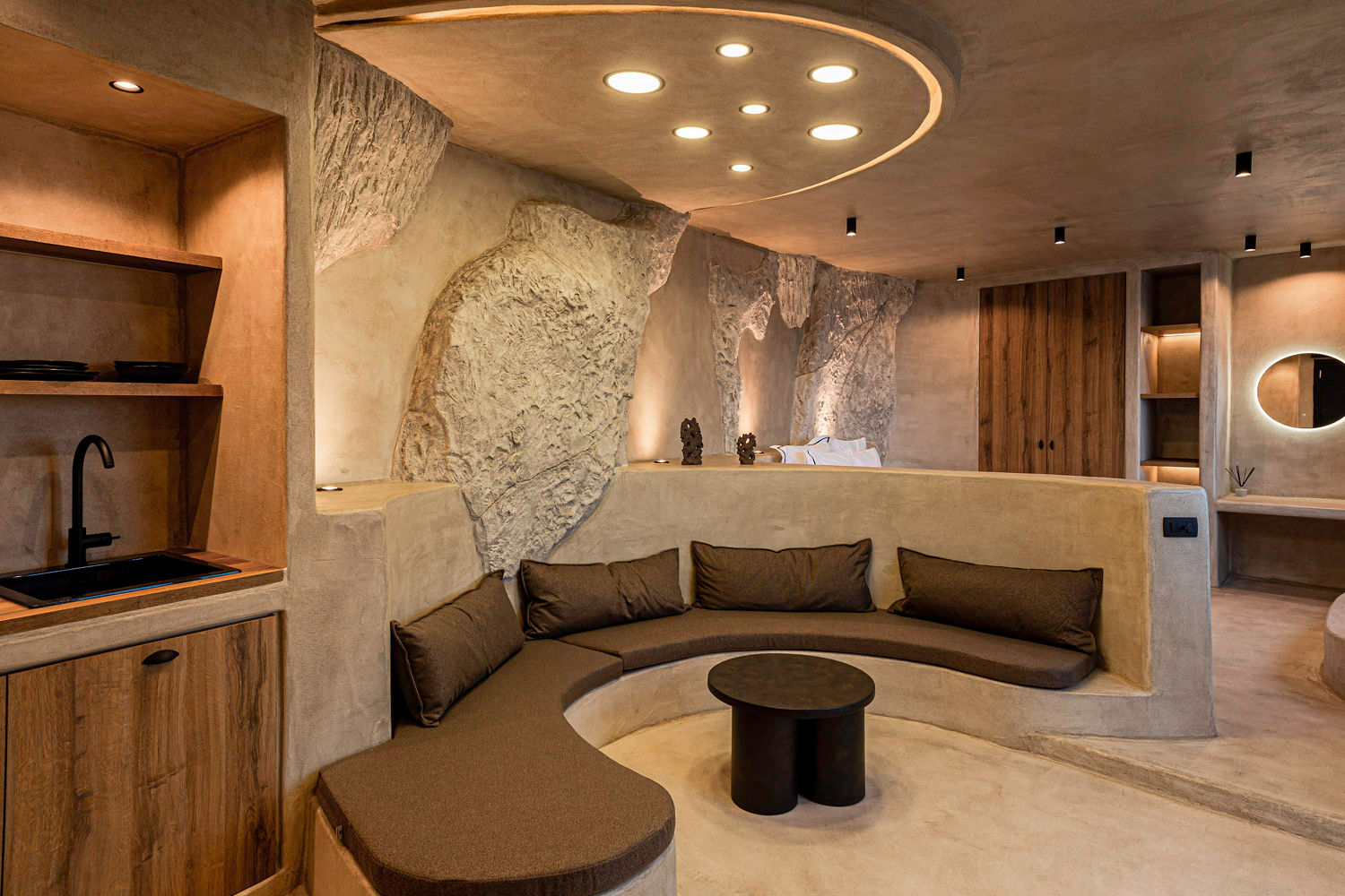 Senses Luxury Houses 92/106