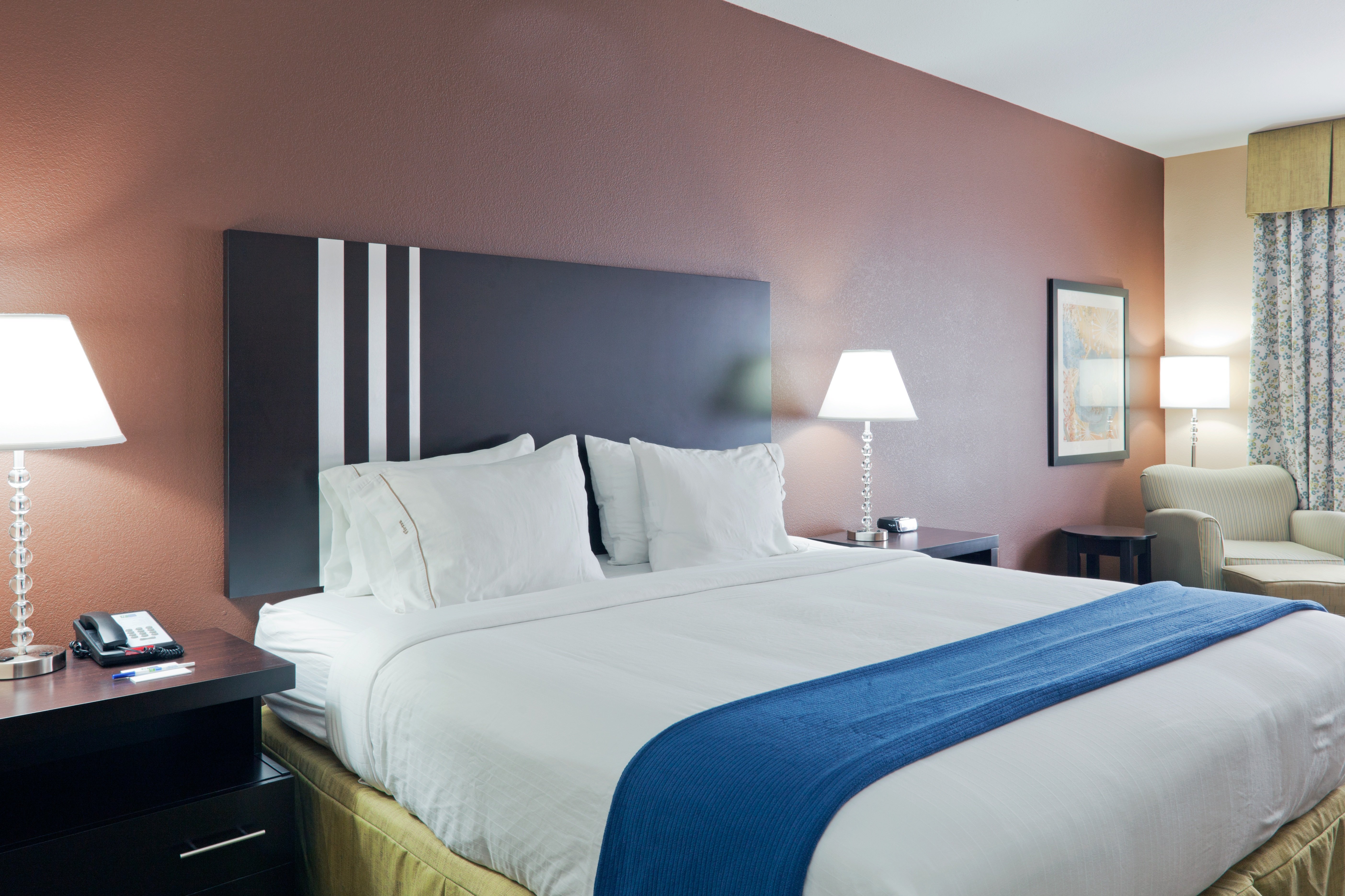 Holiday Inn Express Columbia 16/49