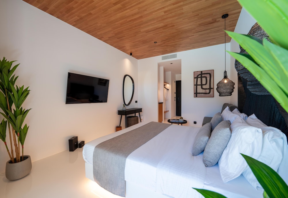 Ftelia Black Villas 15/50