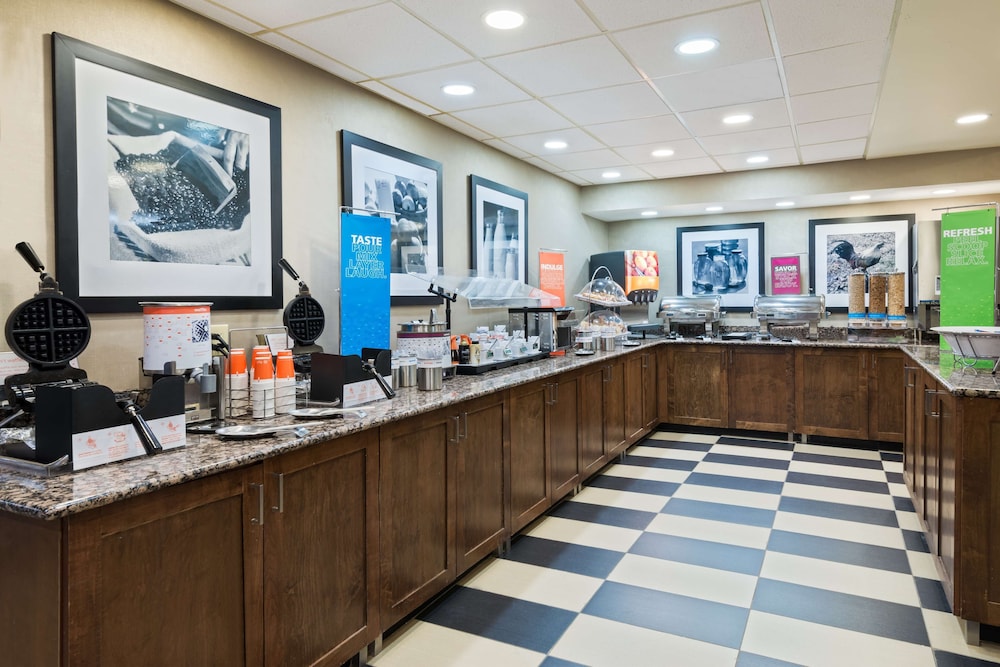 Hampton Inn Charlotte University Place 31/40