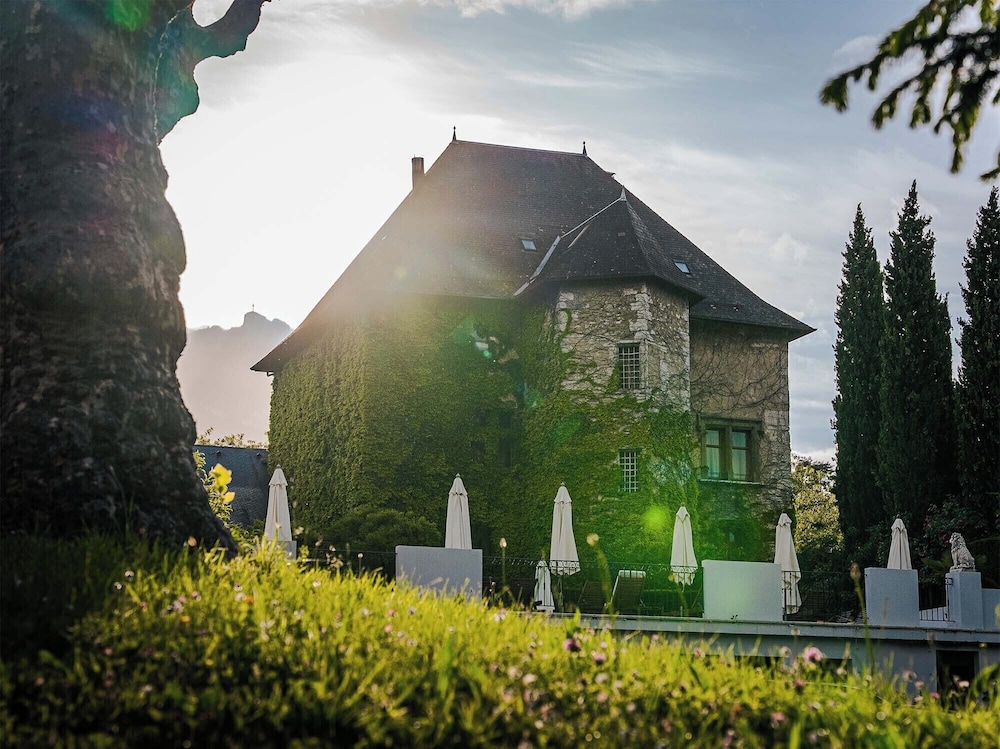 Chateau de Candie 4/92
