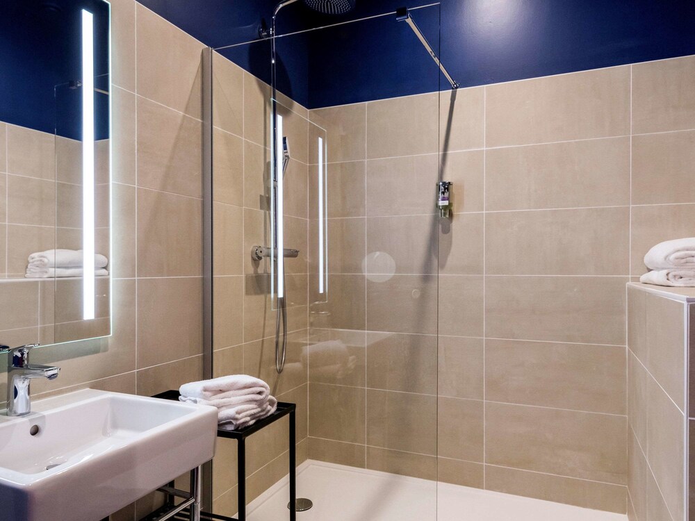 Mercure Rochefort La Corderie Royale 11/60