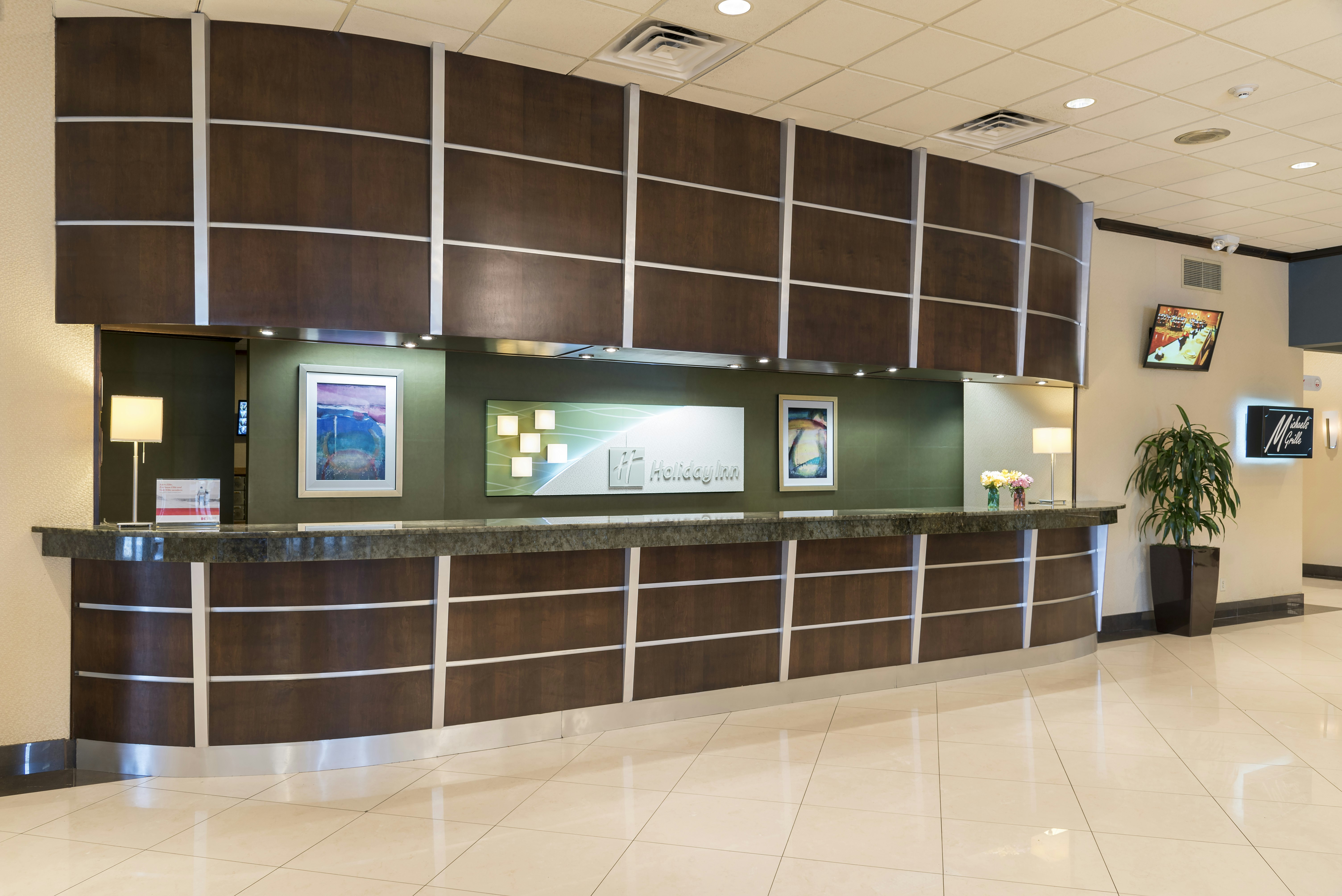 Holiday Inn Cleveland-S Independence 10/58