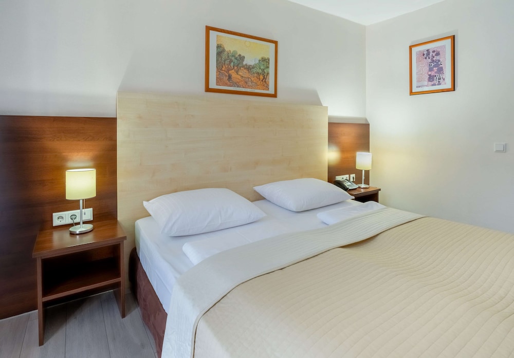 STANDARD, TWIN BEDS