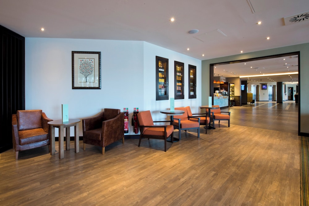 Premier Inn London Heathrow Airport Terminal 4 35/65